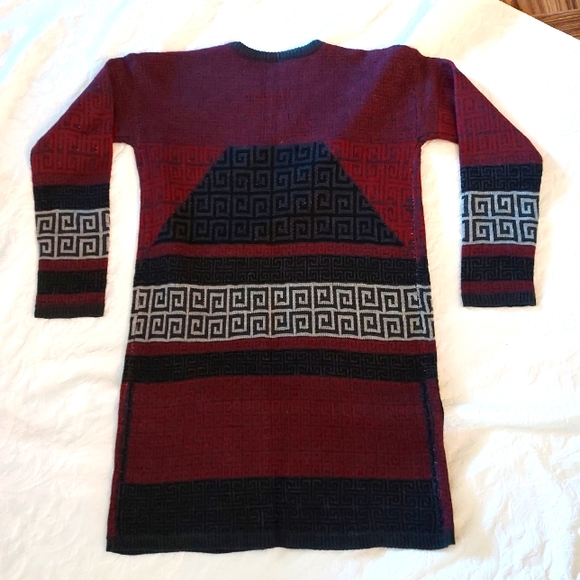 Grey & Burgundy Acrylic Cardigan with Greek Key Pattern Design. - Picture 2 of 12